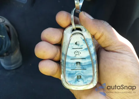 2017 Chevrolet Malibu 1Fl из США, поврежденный, VIN 1G1ZC5ST7HF264112